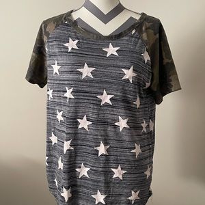 Super cute top for the 4th. Of July